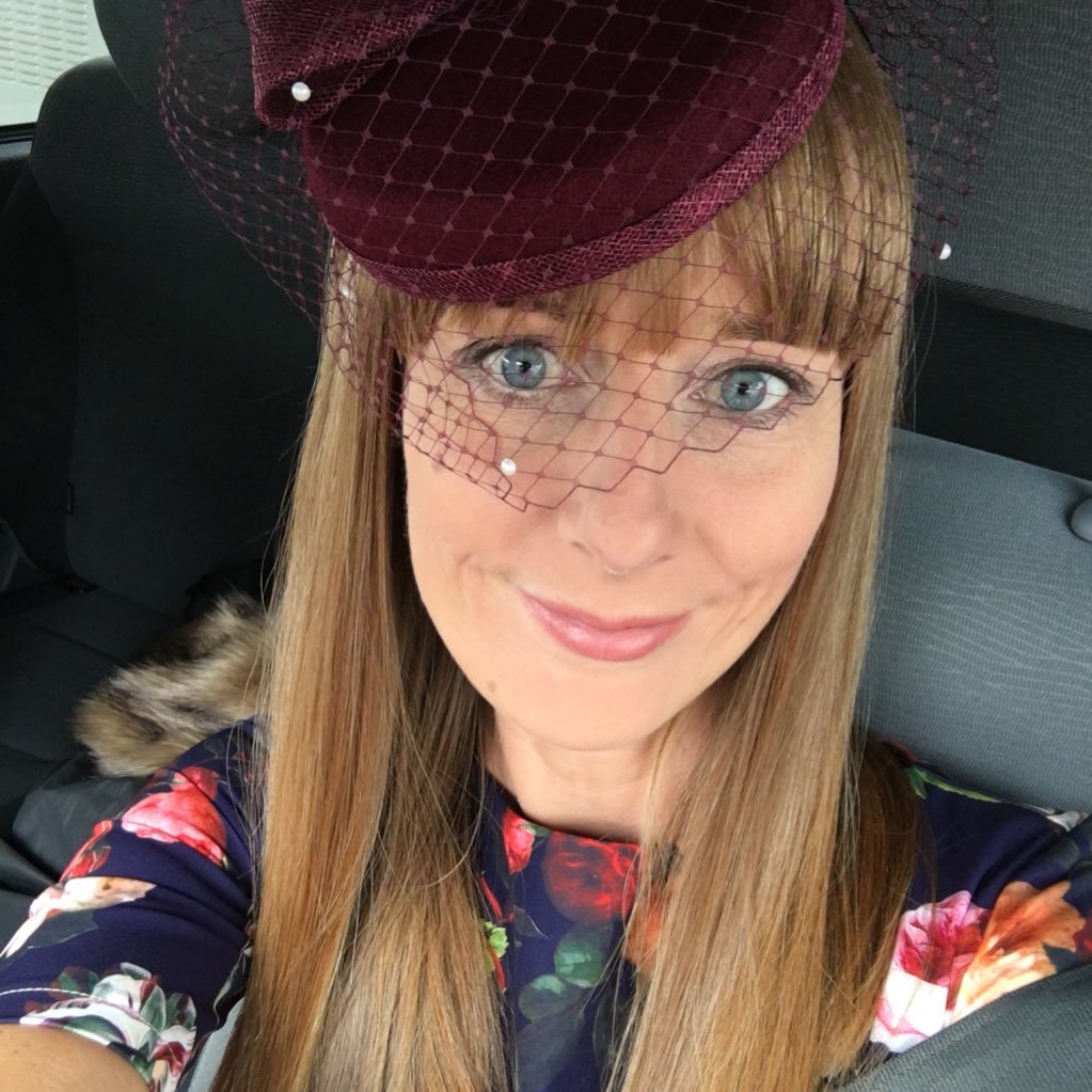 NicP1978's profile picture. Wife, Mum of 3, dog owner, daughter, sister, niece, friend, 14 x marathoner, fundraiser, teaching assistant and cervical cancer survivor. Pride of Bury Winner!