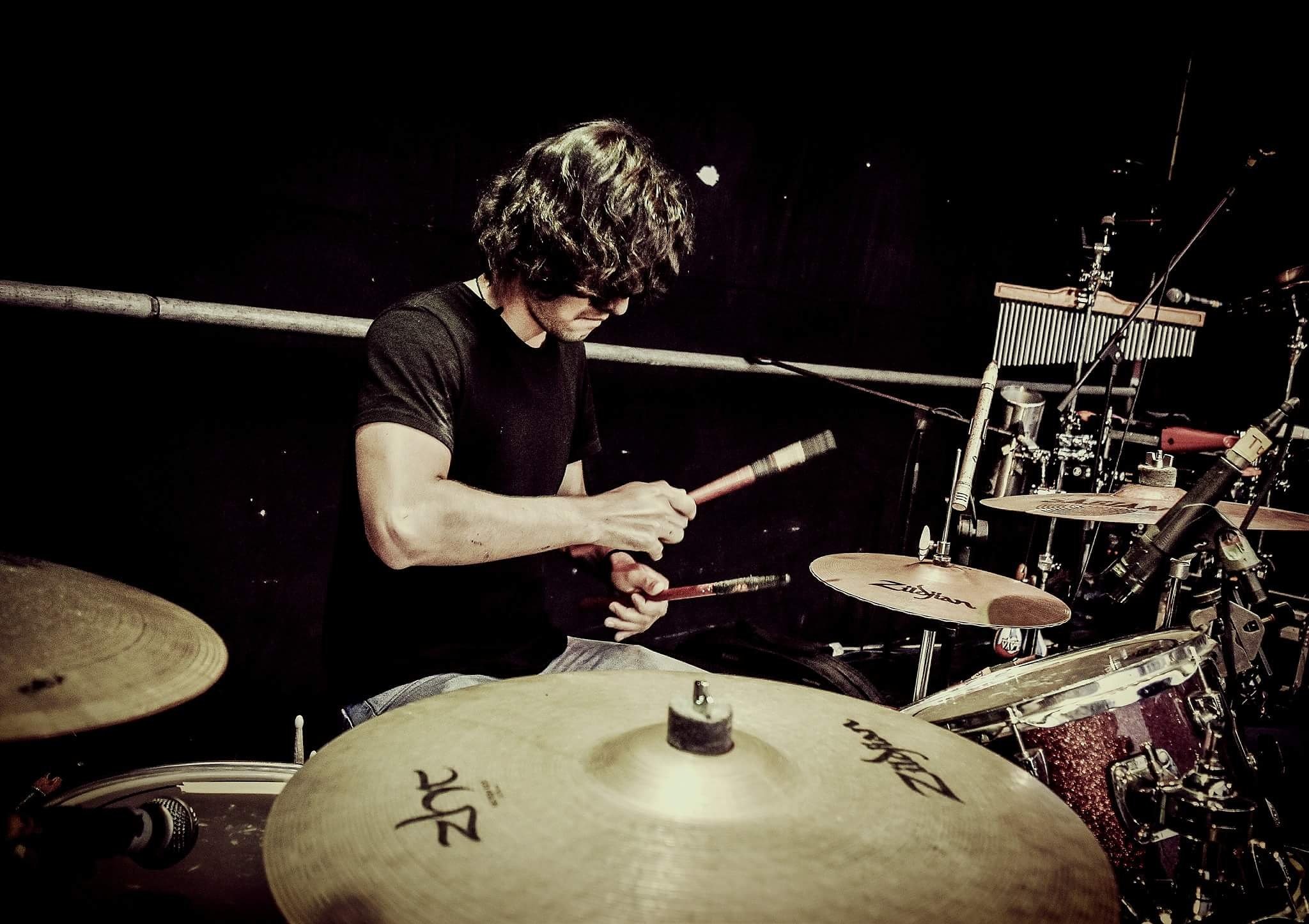 manterito's profile picture. 