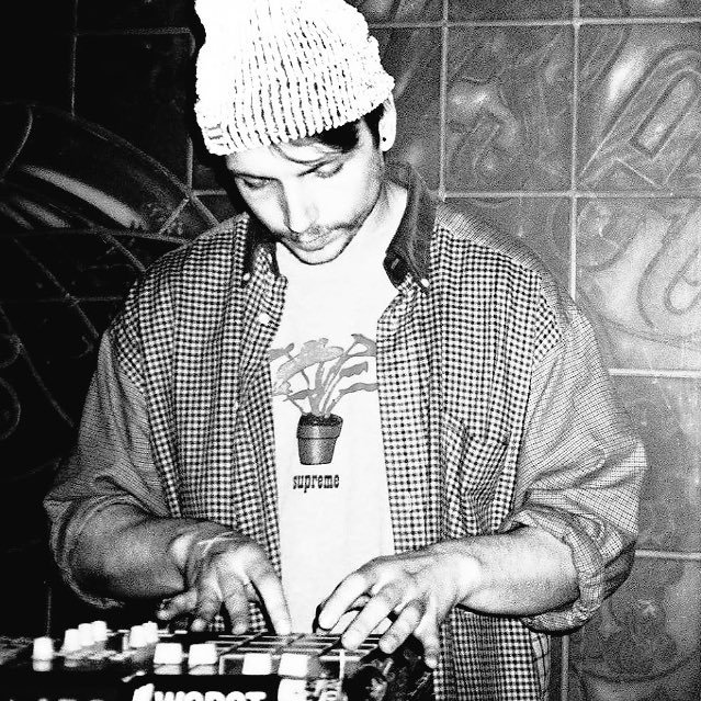 LukeMcy0's profile picture. beatmaker/full time winner