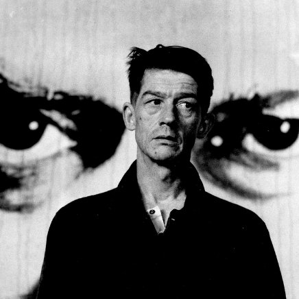 Amateur de culture, de joutes verbales & d'irrévérence sans filtre. Attristé par l'hébétude ambiante, mes contemporains & les mass médias.