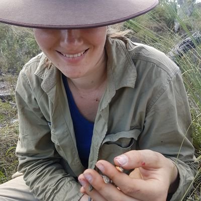 Postdoc. Researching predator ecology with a focus on feral cat monitoring and management.