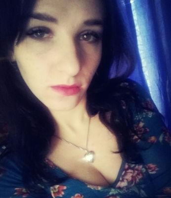 Zana75260015's profile picture. 