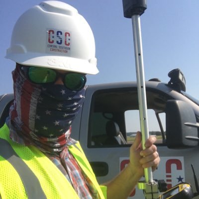 dinosaurracer's profile picture. I know things and people like me