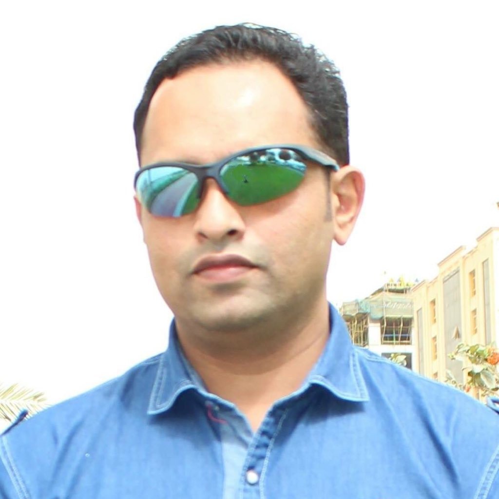 manulalinasu's profile picture. 