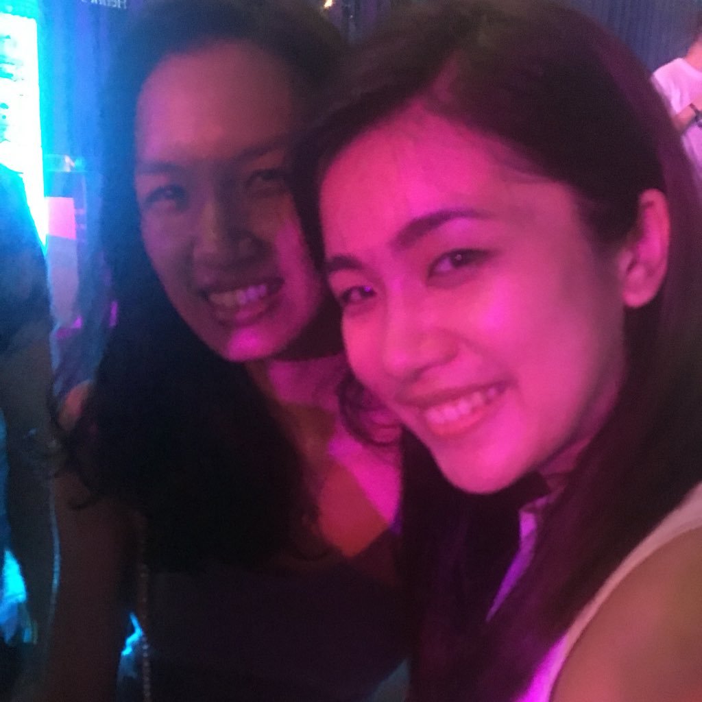 deeorellosa's profile picture. doctor, surfing enthusiast, loves stargazing and reading books || 1 Corinthians 10:31