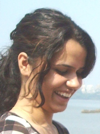 here i am..this is me ...i come to this wrld so wild n free..here i m..2 mak my dreams come tru..its a new wrld..new strt ;)
