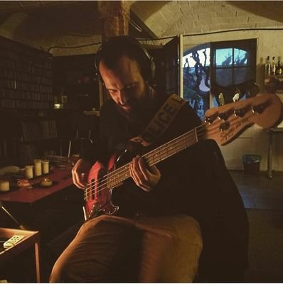 LanauMarc's profile picture. bajista en Ekko