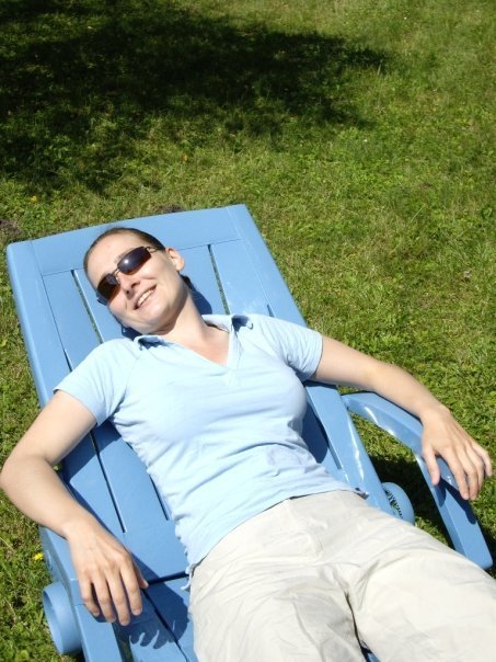 cleliaroche's profile picture. #SocialMedia Manager et chef de projet #communication #digitale dans la Fonction Publique (#SantépubliqueFrance) #comdigitale #compublique #compol #CM