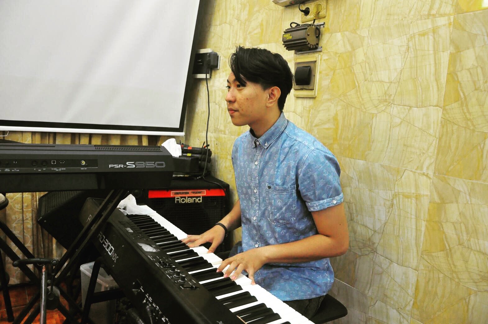 YosuaKevinLahu's profile picture. Levites Production : Keyboardist | Singer