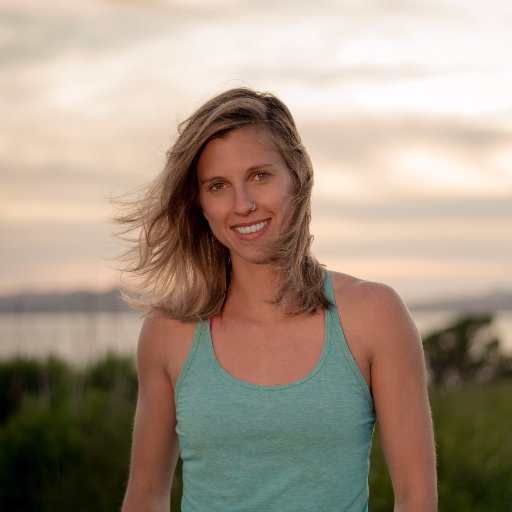 mallory_loo's profile picture. 