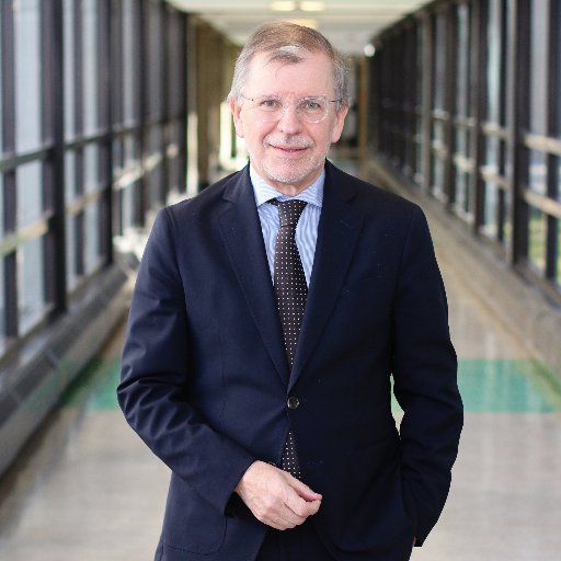 Sandy Simpson Profile