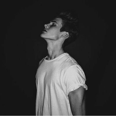 NNX_21's profile picture. لاشي.