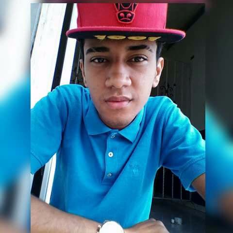 tulocokito's profile picture. 😁no todas las sonrisas que veas son ciertas y no en todos se confía 😉