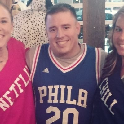 Big sports fan. Chiefs fan, Cubs fan, NBA fan and impatient Iowa Hawkeye fan. Love talking about sports, life and having a laugh.