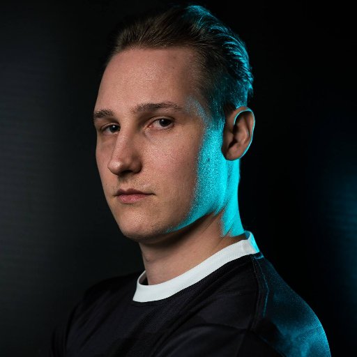 Emdeez89's profile picture. Former player for Spett Gaming PUBG. now just a casual member of @SpettGaming