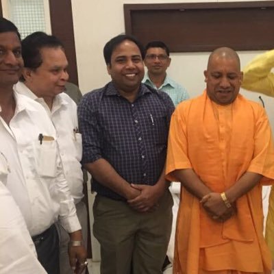 updf123's profile picture. 