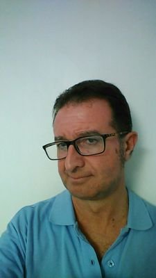 Impiegato contabile, vivo e lavoro a Moneglia ( Ge )  mente curiosa di tutto cio' che lo circonda
sono anche su Facebook come Maurizio Nidielli
