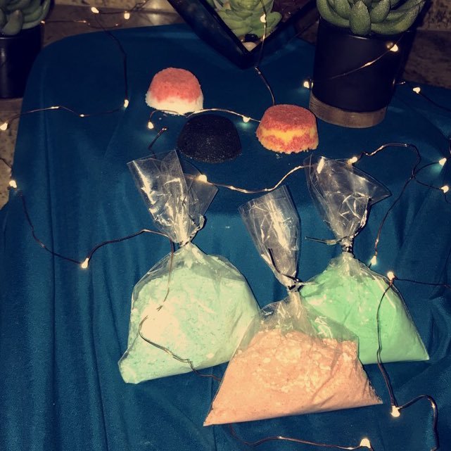 Eivee is your all new bath bomb business! We sell SeaSalt bath bombs with relaxing oils and smells. Sales start November 30th or pre-order now via DM