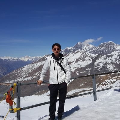 aau2000's profile picture. 우리는 항상 혼자가 아니였다..^^*