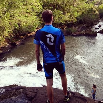 jonijoti's profile picture. Ingeniero Electromecánico - Unam 
~ VICTORIA es el arte de CONTINUAR donde otros deciden parar ~