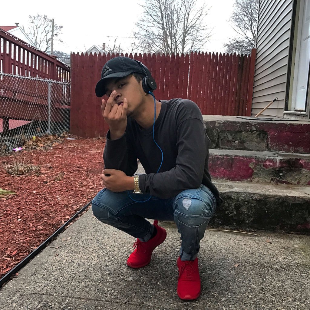 Ryko_2x's profile picture. Eldryk Monteiro | 18 | JWU 🦁