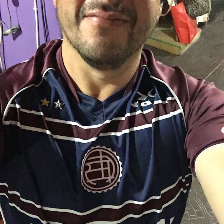 ingeniero civil. Padre de 3 hermosos niños. Casado con una maravillosa mujer. Todos hinchas del club atlético Lanus ❤️