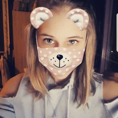 Talks to a camera on Youtube, i also love Bruno Mars, Charlie Puth, Shawn Mendes. i sing in my room. And play a little keyboard. 360+ subs! ♡