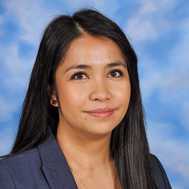 Teacher. Peel District School Board. 🙋🏻❤️📖🍫🏀🎨