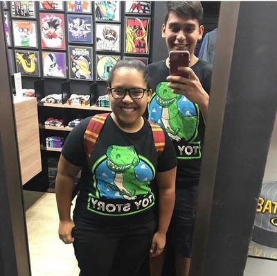 PoderrNegro's profile picture. Dos humanos negros que se creen influencer's de APODAFRICA-ESCOMIEDO-SANICORANCH
Nadie nos pela y es x diversión. 
Sale bai🍻