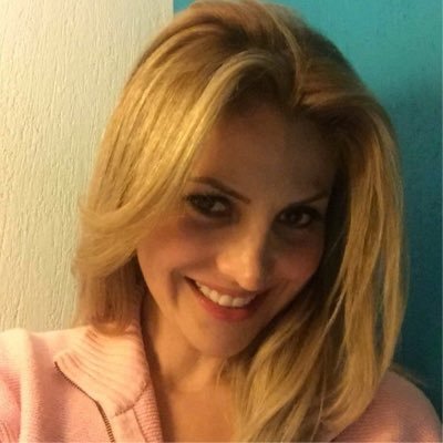 PauZambrano17's profile picture. 