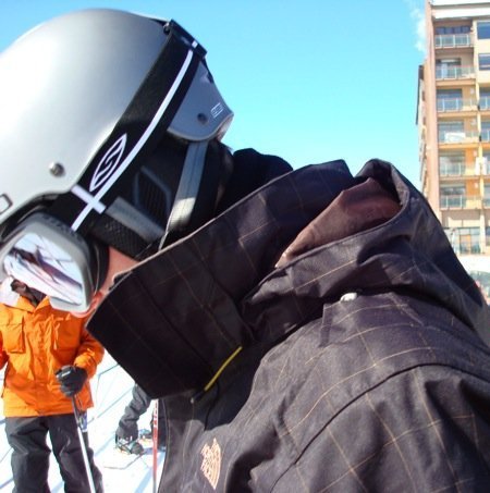 _wiseman_'s profile picture. digital marketing, surfing, music.