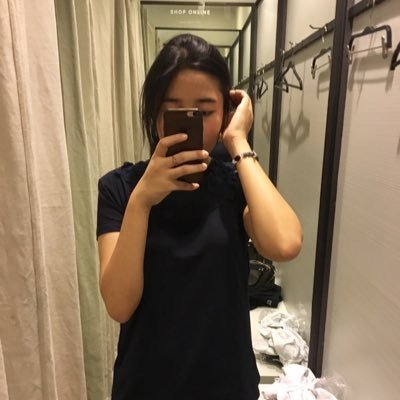 NatthaChia's profile picture. เวลาย้อนกลับไม่ได้แต่ หนังสืออ่านย้อนได้นะ...