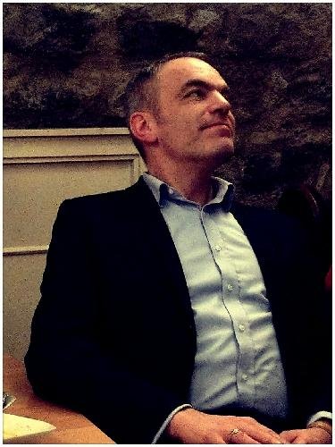 Freier Journalist MDR, Schwerpunkte: OK, Mafia, Islamismus, Neonazis. Hier Privat unterwegs. Mastodon @kendzia@fulda.social