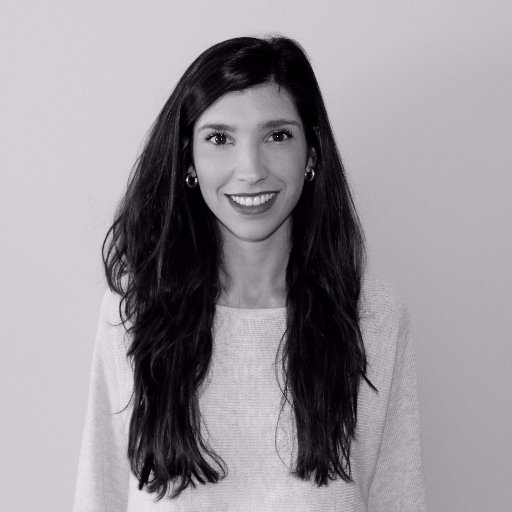 Periodista y enamorada del #MarketingOnline y las #RedesSociales. Formándome sobre #CommunityManagement en @AulaCm 🚀