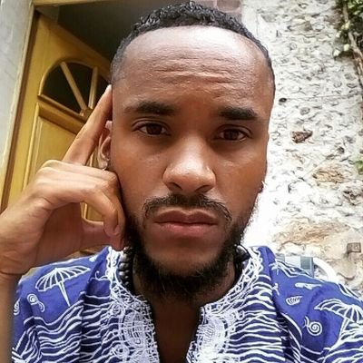 JujuPondezi's profile picture. de paris /team psg/team Liverpool /team métisse/team martiniquais / team guinée Conakry/team scorpion/team fc mantois 

snap:africain-sauvage saveur-des-îles