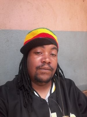 eltonbell4's profile picture. 