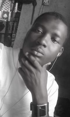 pryzmoyo's profile picture. software developer