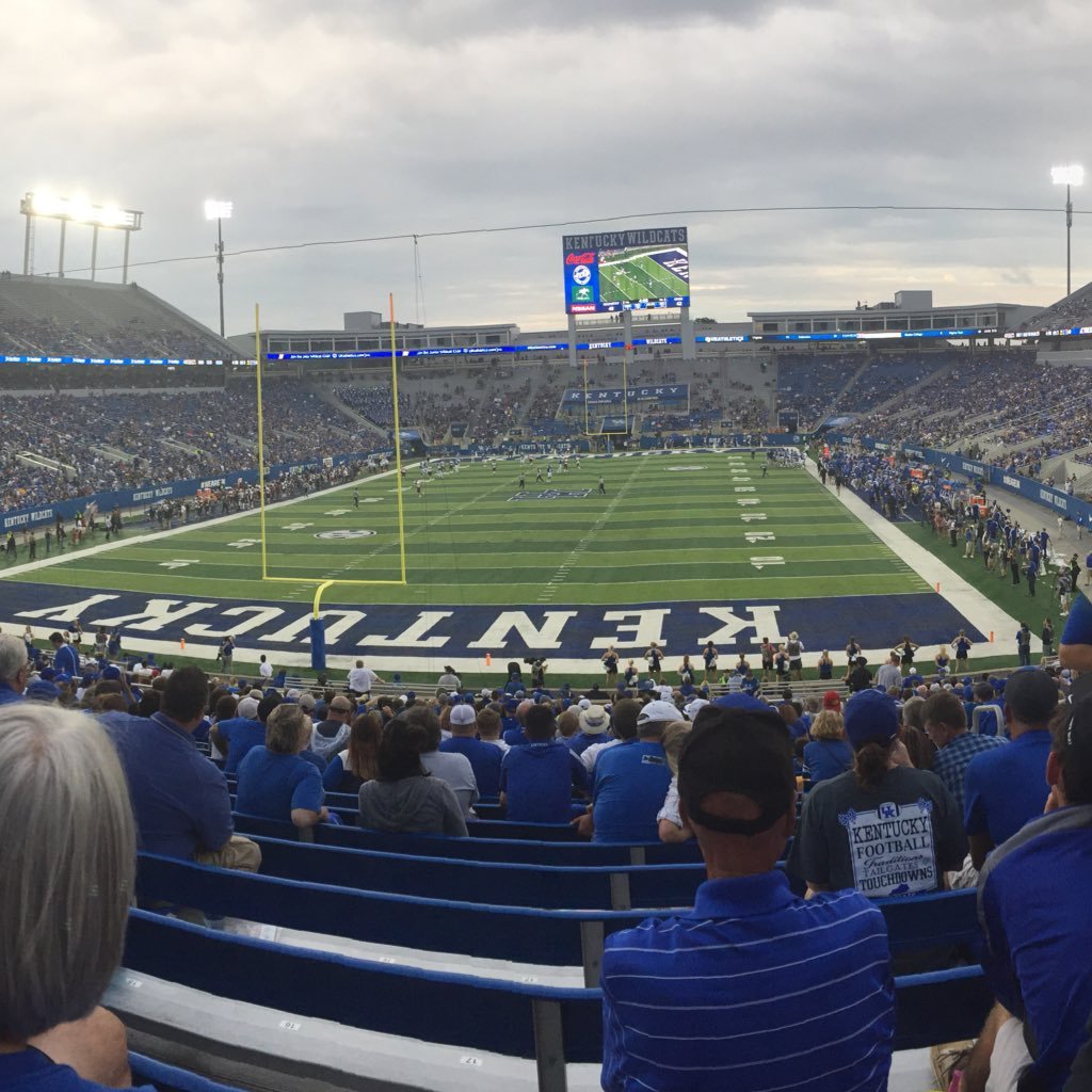 AnthonyRoe247's profile picture. 