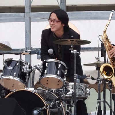 Nakashin_BEOS's profile picture. SKAバンド Bad Effects of Smokingのドラム 本垢→ @2d_m_t 耳コピ依頼とか、何かあればメールとかDMで受け付けます→ nakkashin.drums.beos@gmail.com