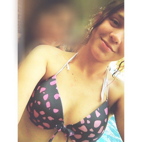 Siempre con una sonrisa 😊 ante todo en la vida 😏✨ Amo la música 🎵😍💕 (Enrique Iglesias ✨ ) FACEBOOK:Luciiana Mendez✨👑