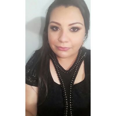 ElianeOlicheski's profile picture. Sigam 👉🏼👉🏼 @irmaos_pit no instagram 👊🏼👊🏼