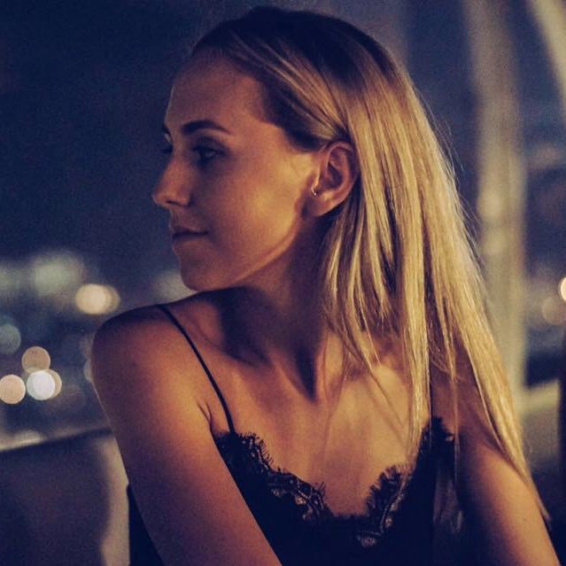 charliebeevis's profile picture. Eastbourne/London