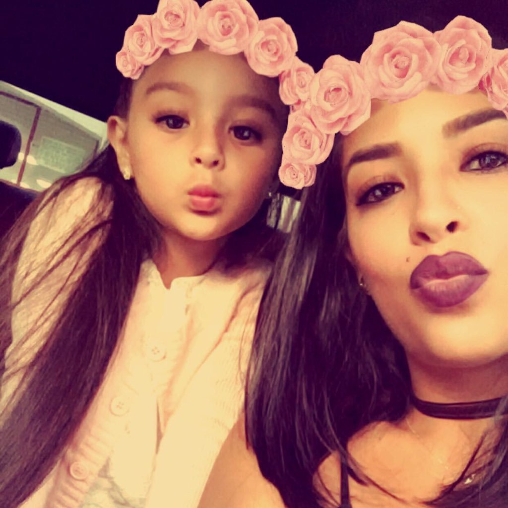 All praise to the most HIGH! ➕🙏🏼☝🏽 | 🇵🇷Puerto Rican /🇨🇺Cuban | Born and raised in MIA 🌴 | Proud Mommy 👩👧 | Fitness🏃🏻♀️💪🏽