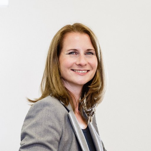 PR-Beraterin und Coach, Querdenkerin, Strategin, Geschichtenerzählerin, Inhaberin Meinungsbild PR & Coaching.