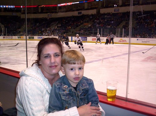 pixielust's profile picture. I ride motorcycles, play poker, and love music.I like hockey (check the pic) and hanging with my friends.