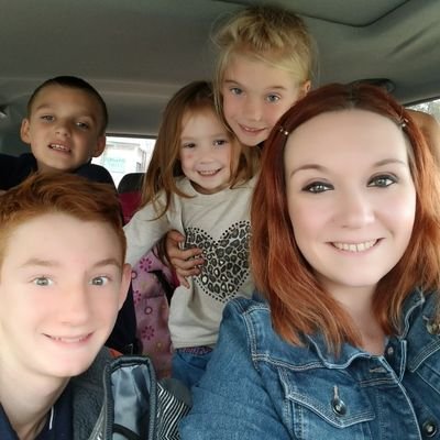 goldizen0014's profile picture. Thirty-One consultant, mother to 4 beautiful children! Love JESUS! Family is EVERYTHING!