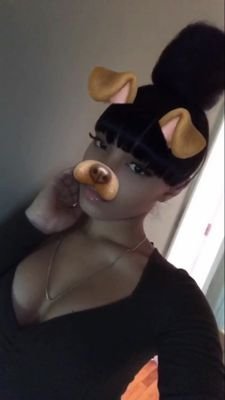 Juicylipss__'s profile picture. 