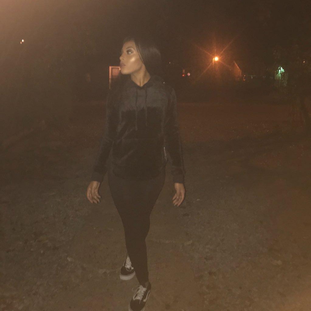 WhitneyWafer's profile picture. 