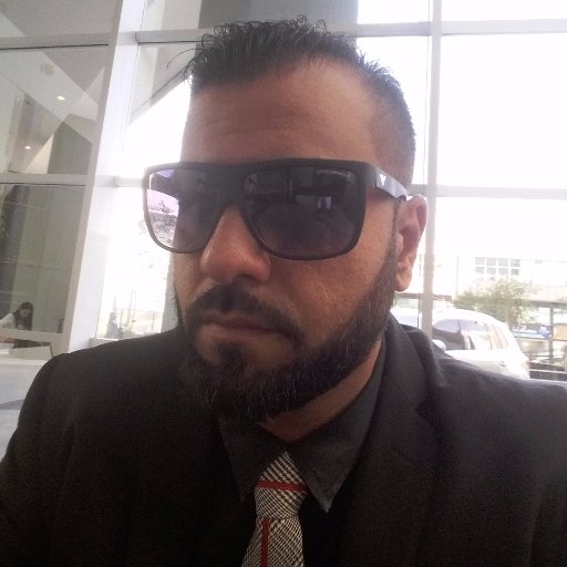 Filho do Deus Altíssimo, Pastor no ministerio Segunda Chance, casado com Jeane Carla, pai de um filho lindo, o Victor.