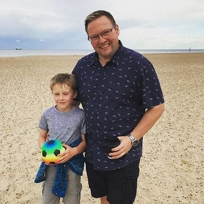 Kev_Woodham_'s profile picture. City Till I Die #COYY , Manufacturing GURU and ECB Level 2 Qualified Cricket Coach #ecbca